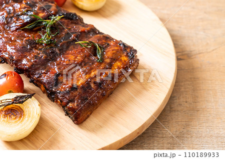grilled barbecue ribs pork 110189933