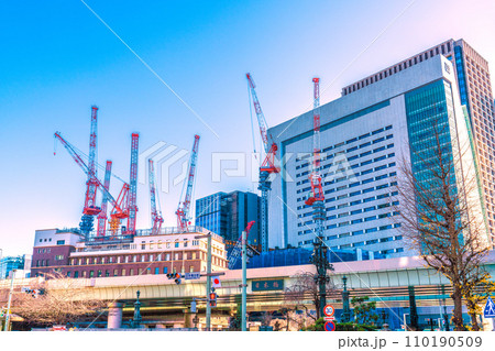 日本の東京都市景観 元日。日本橋一丁目の再開発事業などを望む=令和6年1月1日 日本の東京都市景観 元日。日本橋一丁目の再開発事業などを望む=令和6年1月1日 110190509