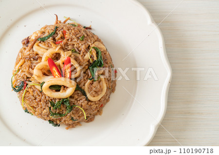 fried rice with squid and basil in Thai style 110190718