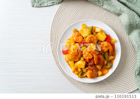 Stir-fried sweet and sour with fried shrimp Stir-fried sweet and sour with fried shrimp 110191513