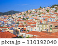 ギリシャ・ポロス島の町並み 110192040