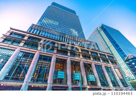 日本の東京都市景観 元日の日本橋。日本橋三井タワーなどを望む＝令和6年1月1日 110194463