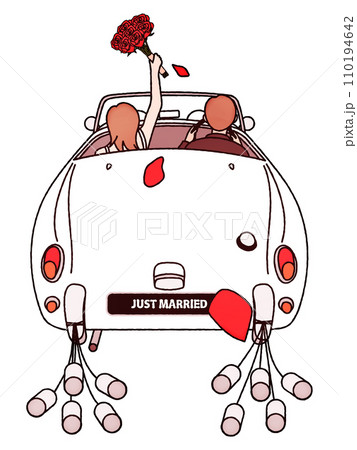白いオープンカーでハネムーンに出かける新婚カップル 110194642