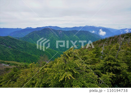 大無間山展望地からの深南部の山々 110194738