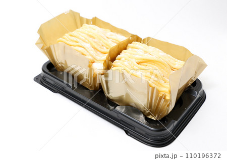 モンブラン、ケーキ、栗、デザート、マロン、スイーツ、コンビニスイーツ、洋菓子、甘い、クリーム、紅茶 110196372