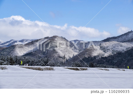 白馬村の雪景色 白馬村の雪景色 110200035