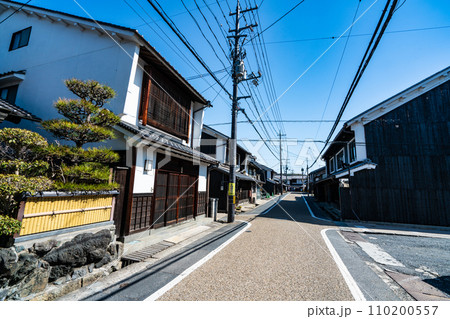【重要伝統的建造物群保存地区】城東 出雲街道と東新町の街並み1 岡山県津山市 【重要伝統的建造物群保存地区】城東 出雲街道と東新町の街並み1 岡山県津山市 110200557
