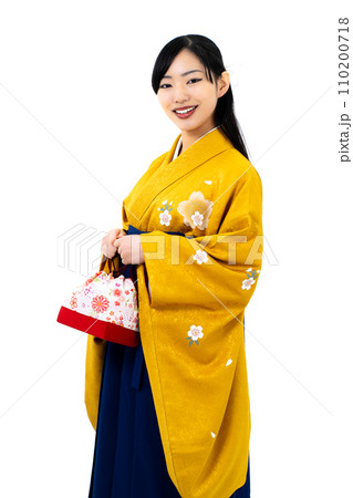 袴姿の女性 袴姿の女性 110200718