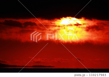 朝日が上がる 110217983