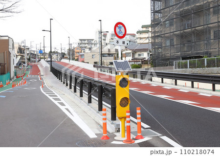 【自転車】専用道路と標識の雑感 110218074