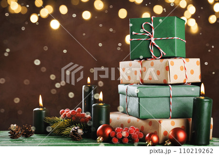 Christmas gift boxes with decoration on the table 110219262