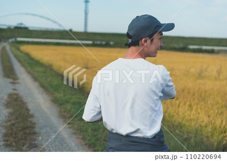 rice farming 110220694