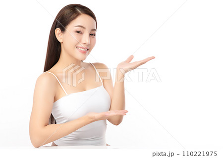 Beautiful young asian woman with clean fresh skin on white background, Face care, Facial treatment, Cosmetology, beauty and spa, Asian women portrait. Beautiful young asian woman with clean fresh skin on white background, Face care, Facial treatment, Cosmetology, beauty and spa, Asian women portrait. 110221975