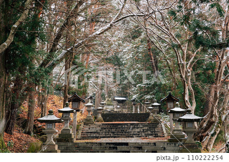 Hie Shrine and forest with winter snow in Takayama, Gifu, Japan Hie Shrine and forest with winter snow in Takayama, Gifu, Japan 110222254