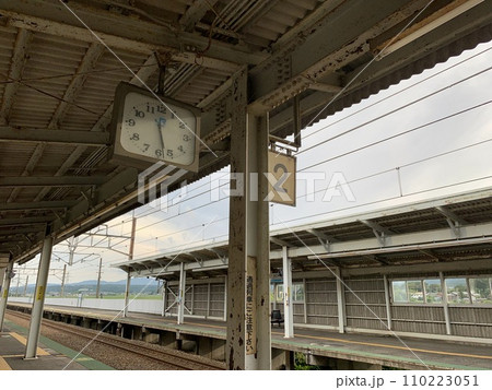 JR西日本近江中庄駅 JR西日本近江中庄駅 110223051
