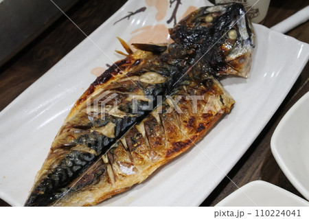 Korean food. Grilled mackerel on a plate 110224041