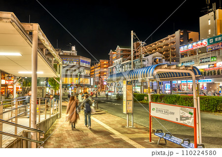 川崎市宮前区の都市風景　宮前平駅　尻手黒川道路 110224580