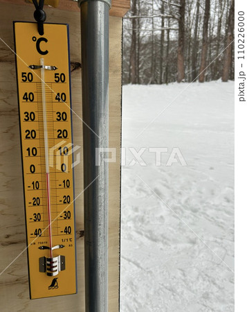零度を表示する温度計 零度を表示する温度計 110226000