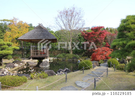 兵庫 姫路 好古園 築山池泉の庭と紅葉 兵庫 姫路 好古園 築山池泉の庭と紅葉 110229185