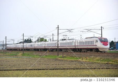 北陸本線　石動ー福岡　北越急行　681系　N01+N11編成　はくたか 110231346