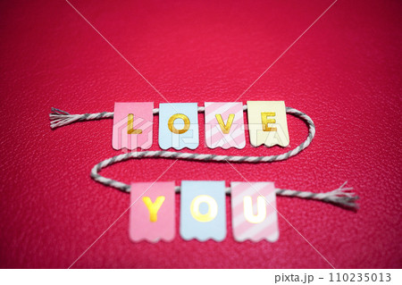 LOVE YOUのフラッグ 110235013