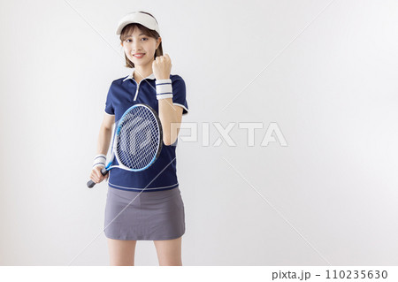 テニス 女性 ガッツポーズ テニス 女性 ガッツポーズ 110235630