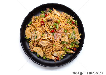 Fermented rice flour noodles spicy salad 110238044