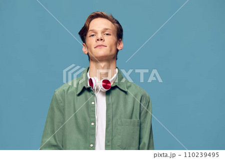 Modern Men: Captivating Portraits of Stylish Individuals Embracing Confidence and Expressing Emotion 110239495