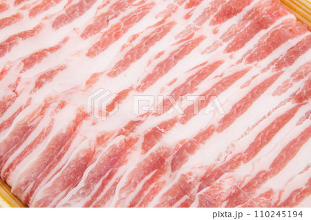 国産豚バラ肉（スライス） 110245194