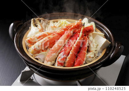 タラバガニを使った美味しい蟹鍋 110248525