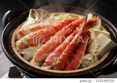 タラバガニを使った美味しい蟹鍋 110248559