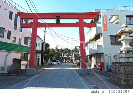 箭弓稲荷神社の鳥居【埼玉県東松山市】 110251397