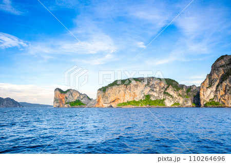 Beautiful tropical landscape of the Maya Bay in the Phi Phi Islands in Thailand Beautiful tropical landscape of the Maya Bay in the Phi Phi Islands in Thailand 110264696