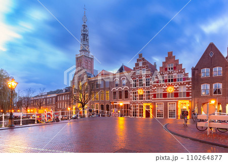 Leiden city gate Morspoort, Netherlands 110264877