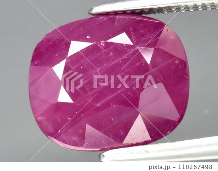 natural red ruby gem on the background 110267498