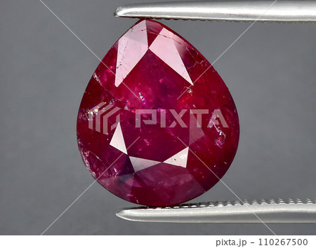 natural red ruby gem on the background 110267500