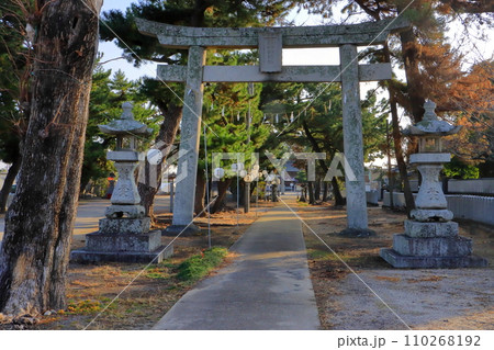闇無浜神社参道（龍王宮・中津市） 110268192