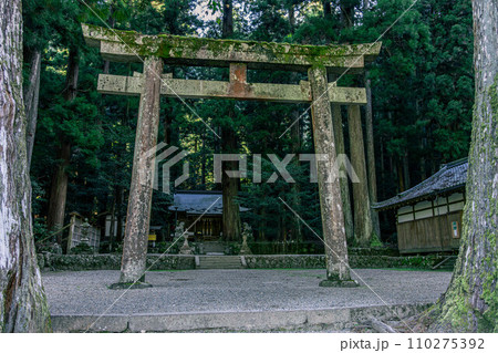 室生　龍穴神社 110275392