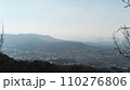 山の上からの日本の景色 110276806