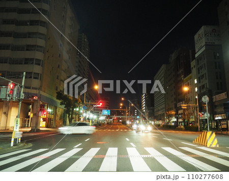 名古屋市　千種区　池下　深夜の街 110277608