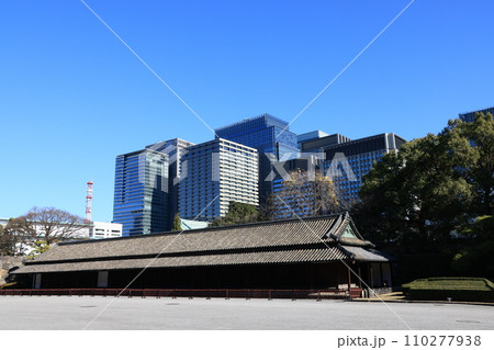 東京都千代田区皇居東御苑の風景 110277938