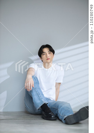 20代 メンズビューティーイメージ ポートレート 20代 メンズビューティーイメージ ポートレート 110280749