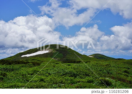 東焼石岳からの焼石岳山頂　 110281206