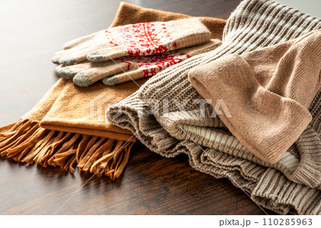 冬の衣服 110285963