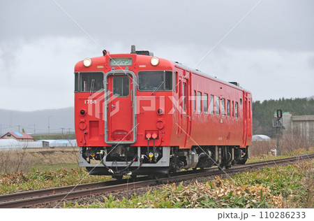 根室本線　富良野ー島ノ下　JR北海道　キハ40-1758（釧路） 110286233