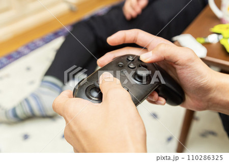 コントローラーでゲームをする 110286325