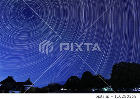 しぶんぎ座流星群の流れた夜 110290558