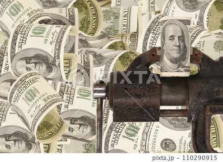 Allegory of the global financial crisis - U.S. dollars in the grip of economic crisis Allegory of the global financial crisis - U.S. dollars in the grip of economic crisis 110290915