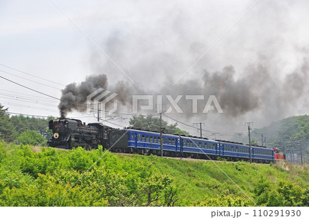 中央本線 長坂ー小淵沢 JR東日本 D51-498+12系+DE10-1698(高崎) 中央本線 長坂ー小淵沢 JR東日本 D51-498+12系+DE10-1698(高崎) 110291930