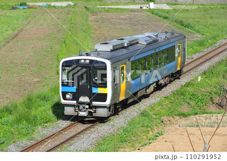 小海線　小淵沢ー甲斐小泉　JR東日本　キハE200形　キハE200-1（小海） 110291952